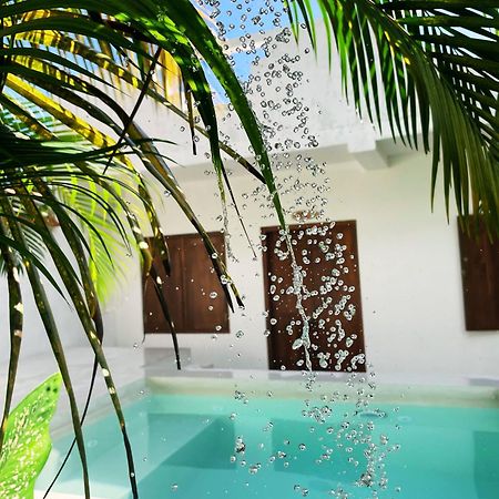 Sri Lanka Surf Villa Domus Graziella Ahangama Bagian luar foto