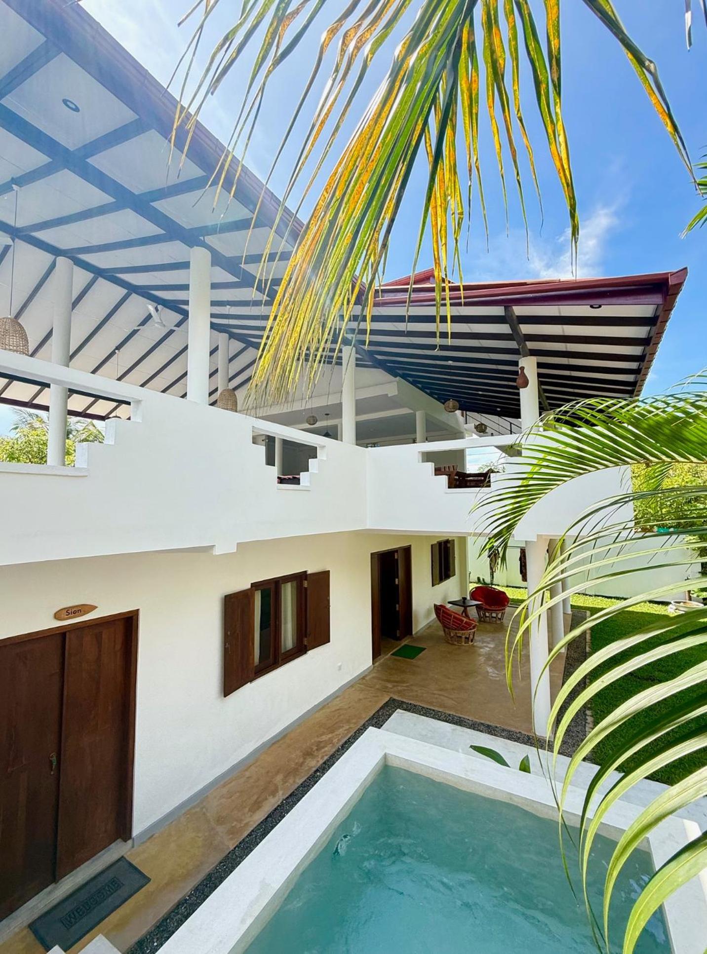 Sri Lanka Surf Villa Domus Graziella Ahangama Bagian luar foto