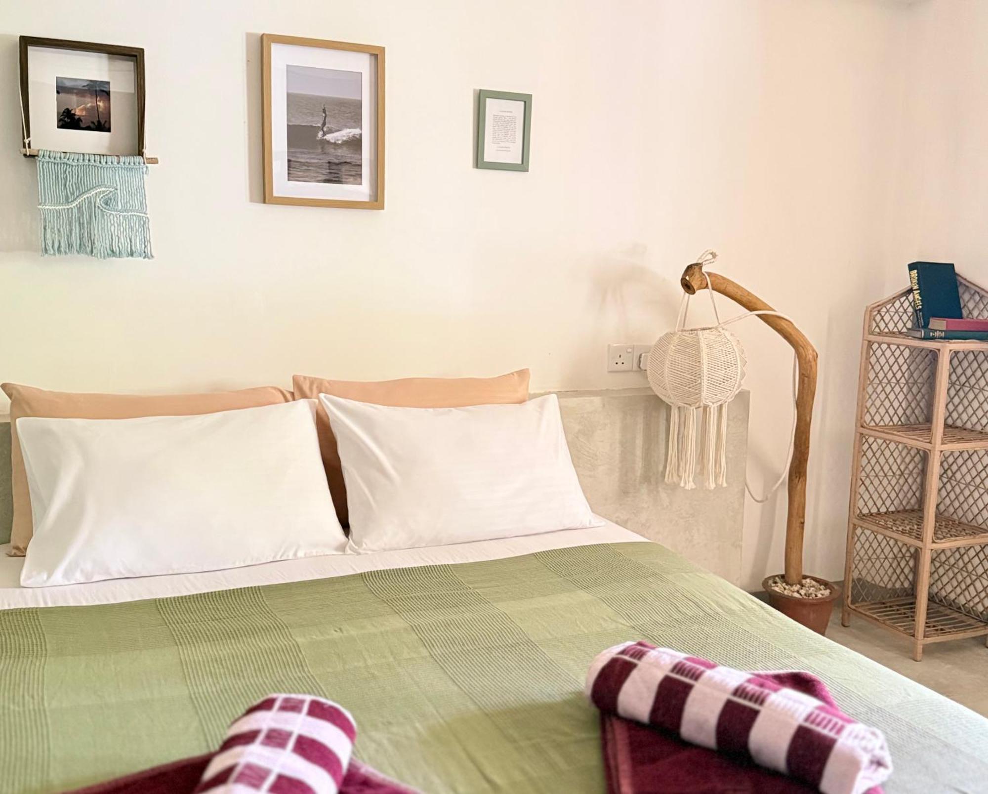 Sri Lanka Surf Villa Domus Graziella Ahangama Bagian luar foto