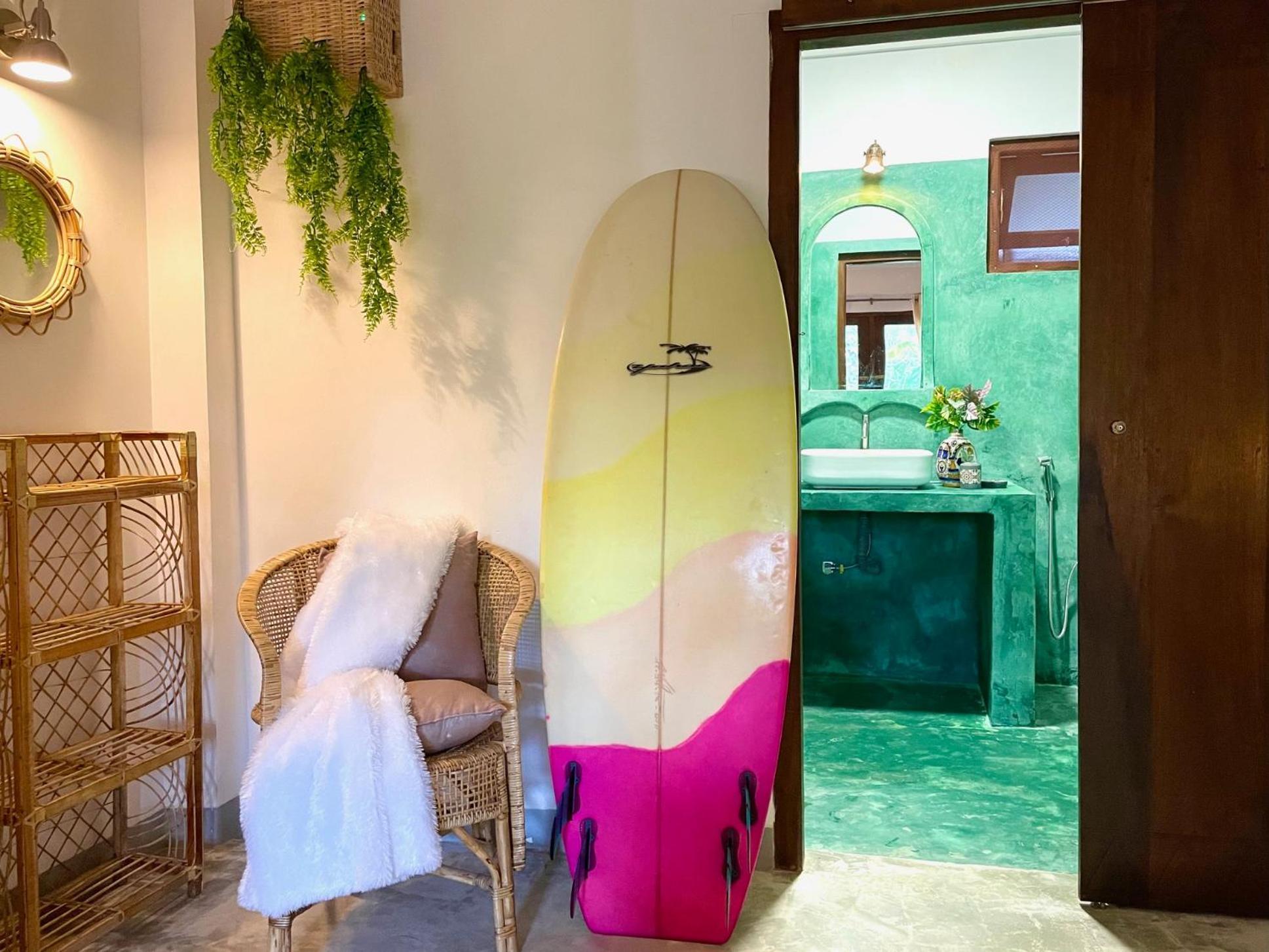 Sri Lanka Surf Villa Domus Graziella Ahangama Bagian luar foto