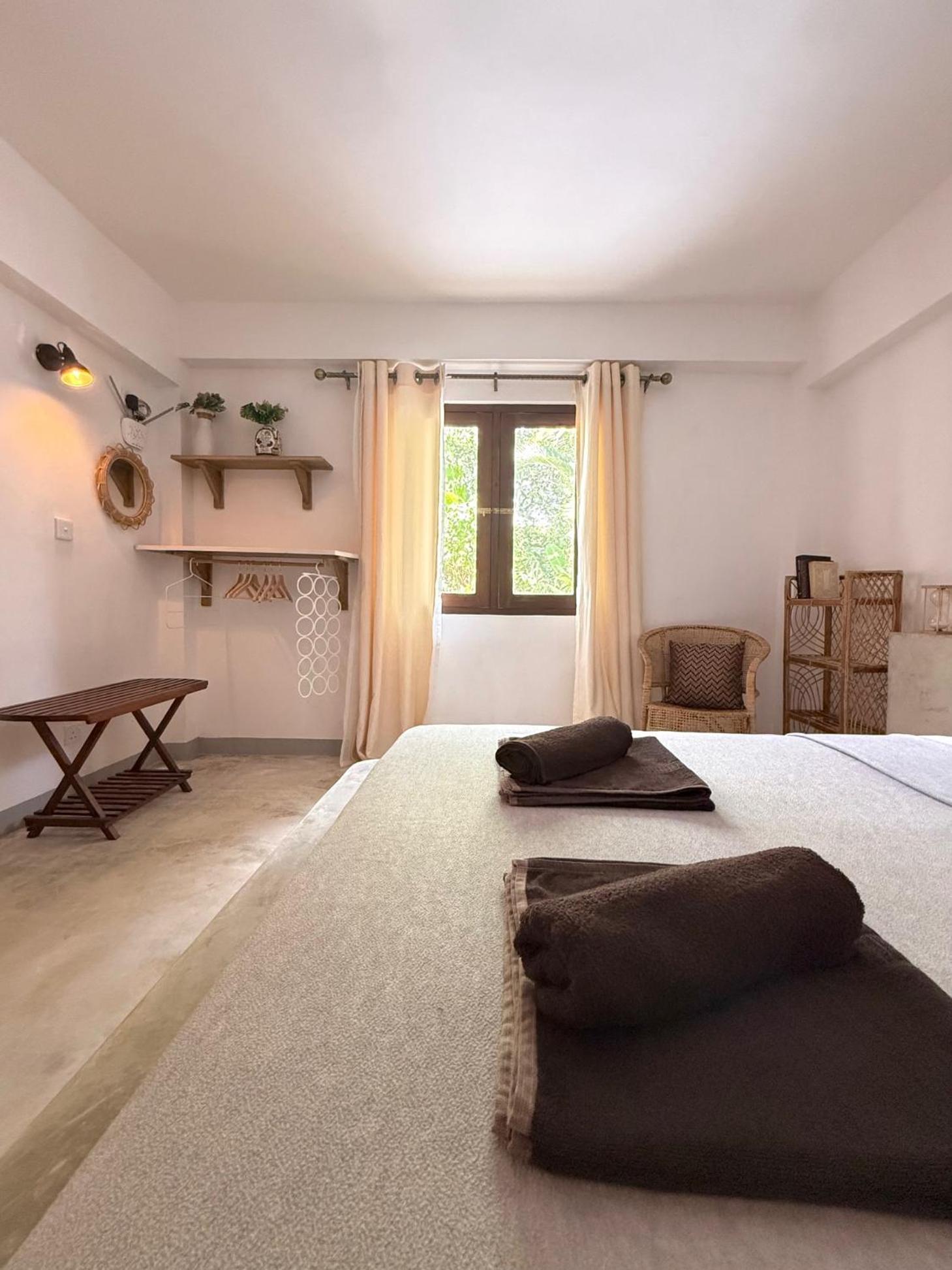 Sri Lanka Surf Villa Domus Graziella Ahangama Bagian luar foto