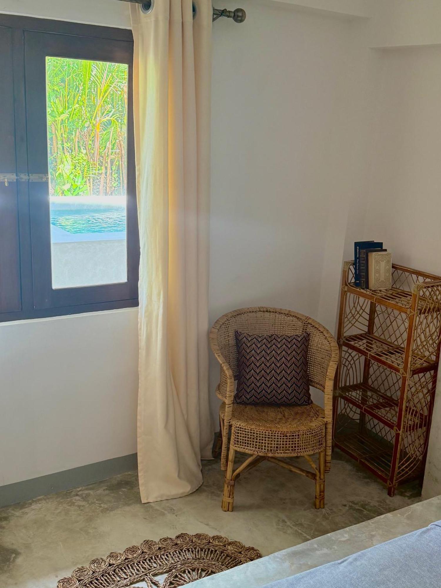 Sri Lanka Surf Villa Domus Graziella Ahangama Bagian luar foto